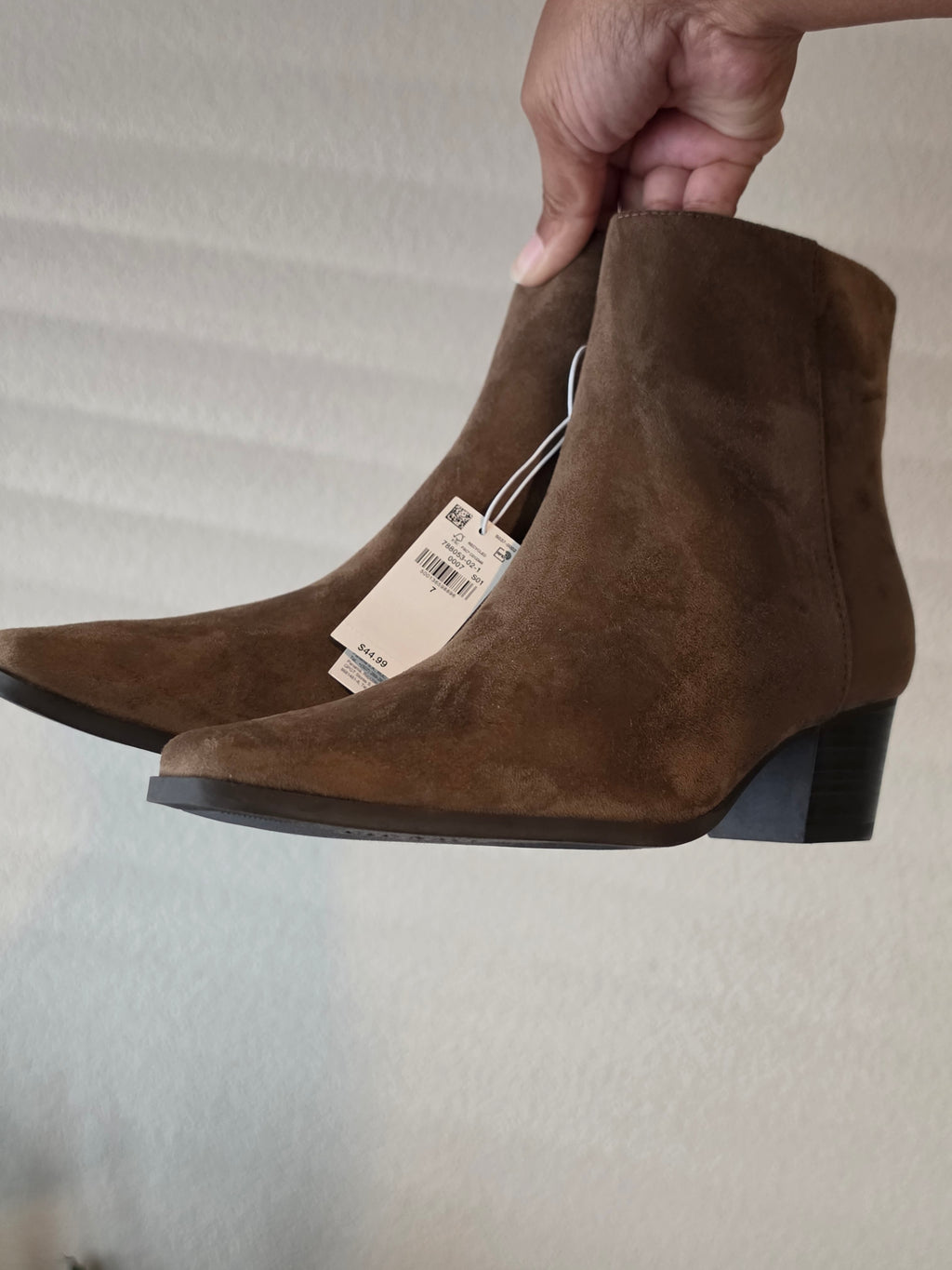 Old Navy Chelsea Boots NWT