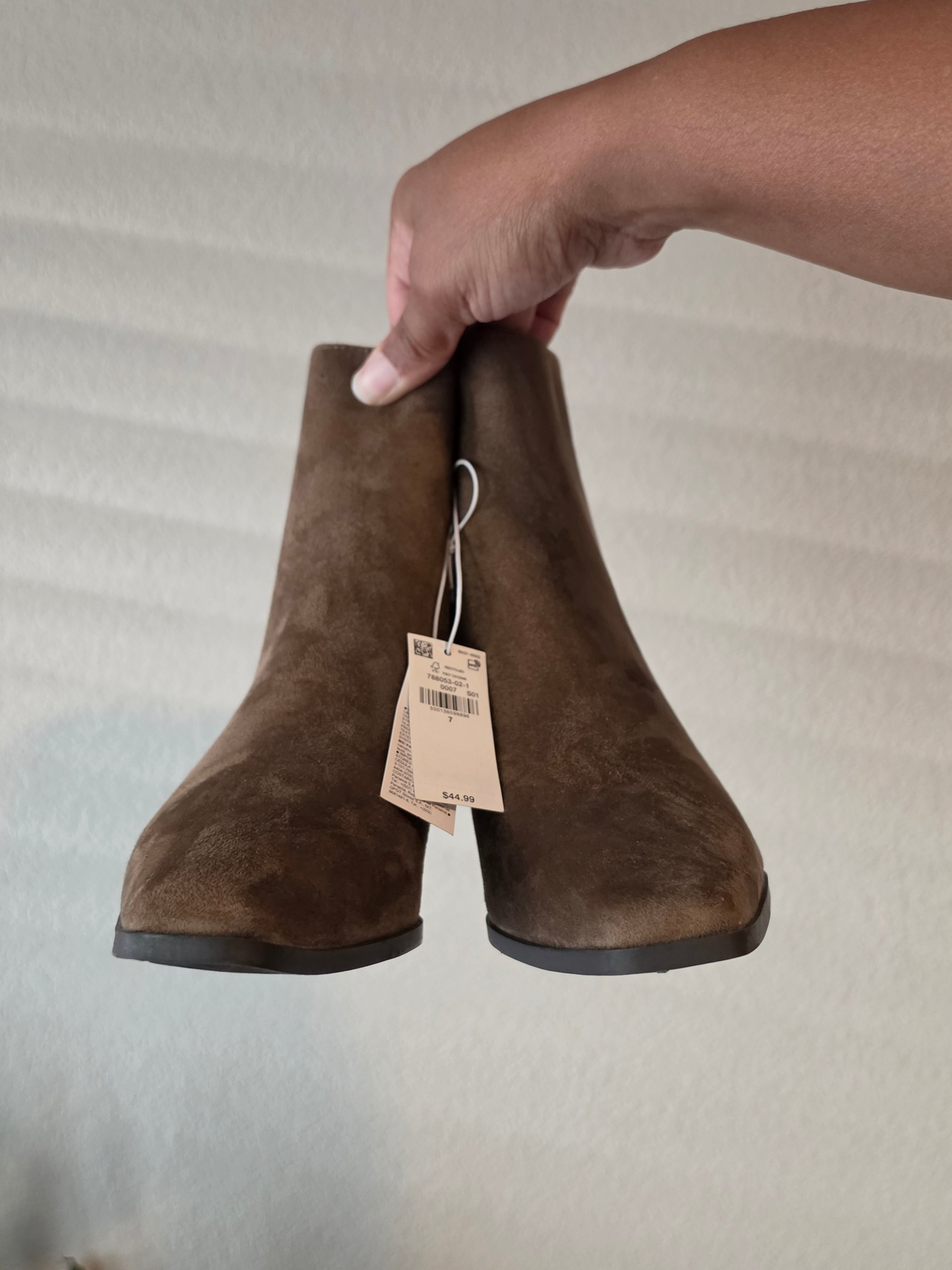 Old Navy Chelsea Boots NWT